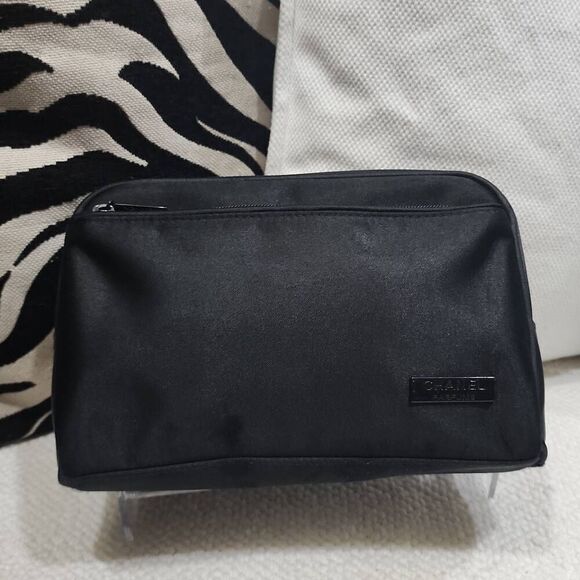 Chanel Parfums Cosmetic Bag - Picture 1 of 7